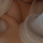 anonymoubella (Bella <3) free OnlyFans Leaked Videos and Pictures 

 profile picture