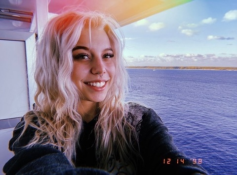 Header of bigbootyfoxy