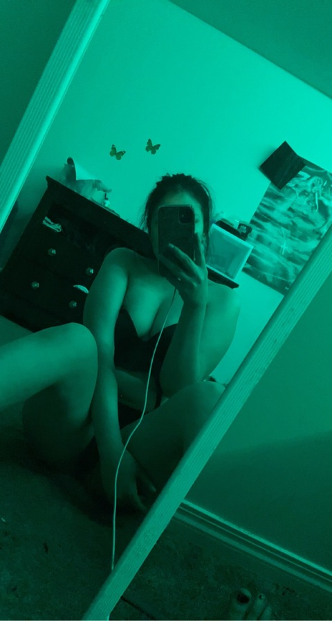 Header of canadian_girl