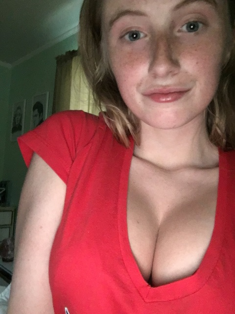 Header of darthvicki