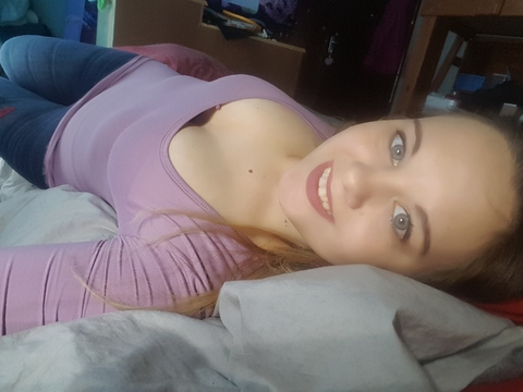 Header of foxxiangel