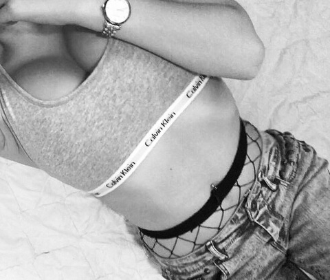 Header of littlelona