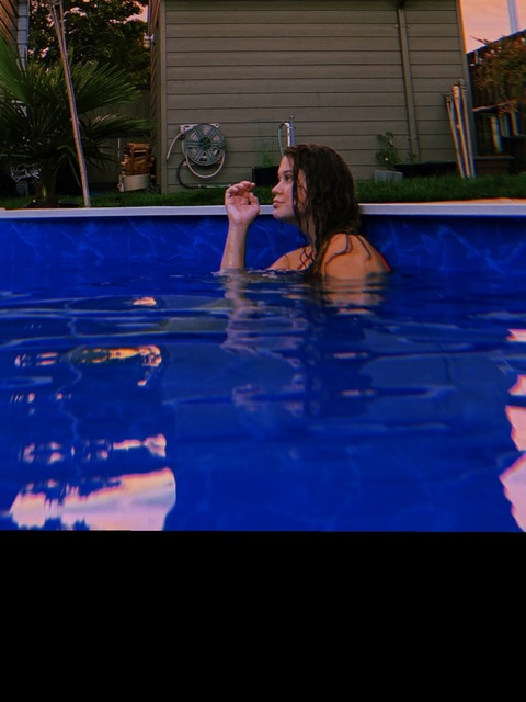 Header of makiaasmith