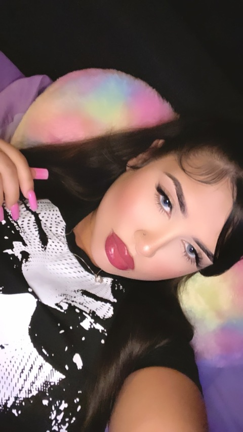 Header of missmiaax2211