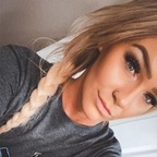 Onlyfans leak taneshanicolee 

 profile picture